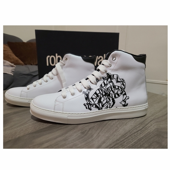 Authentic Roberto Cavalli Sneakers - Picture 2 of 10